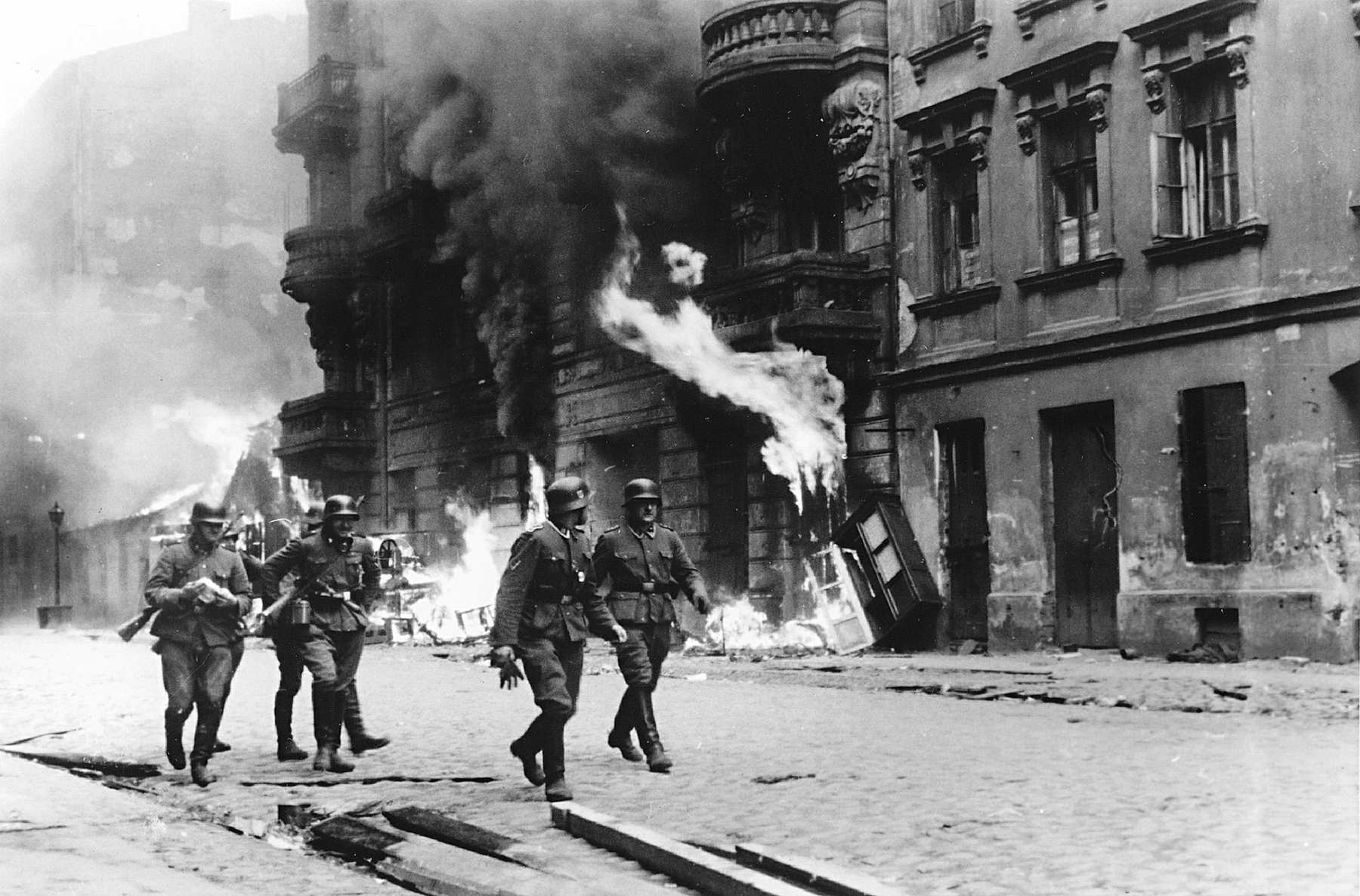 Warsaw Ghetto on Fire